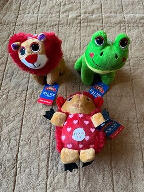 NWT Grreat Choice Dog Toy Bundle